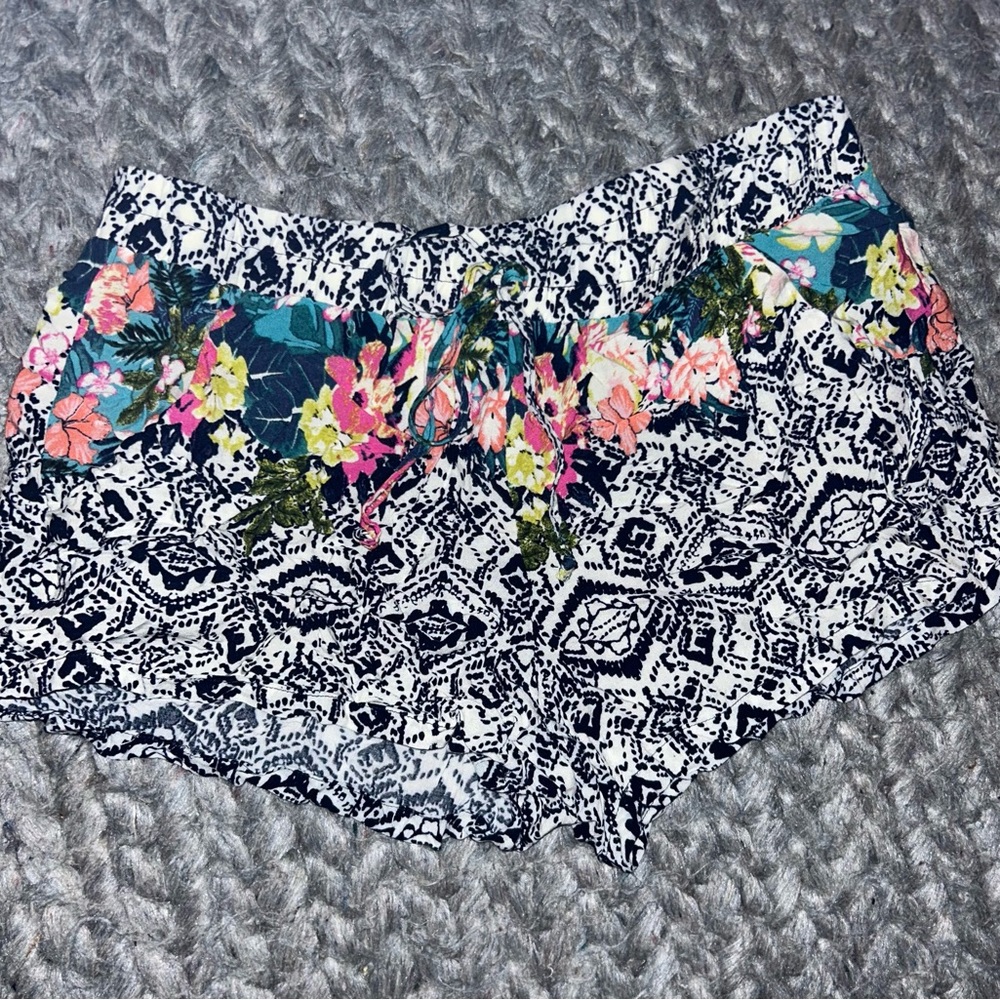 Floral Patterned beach shorts